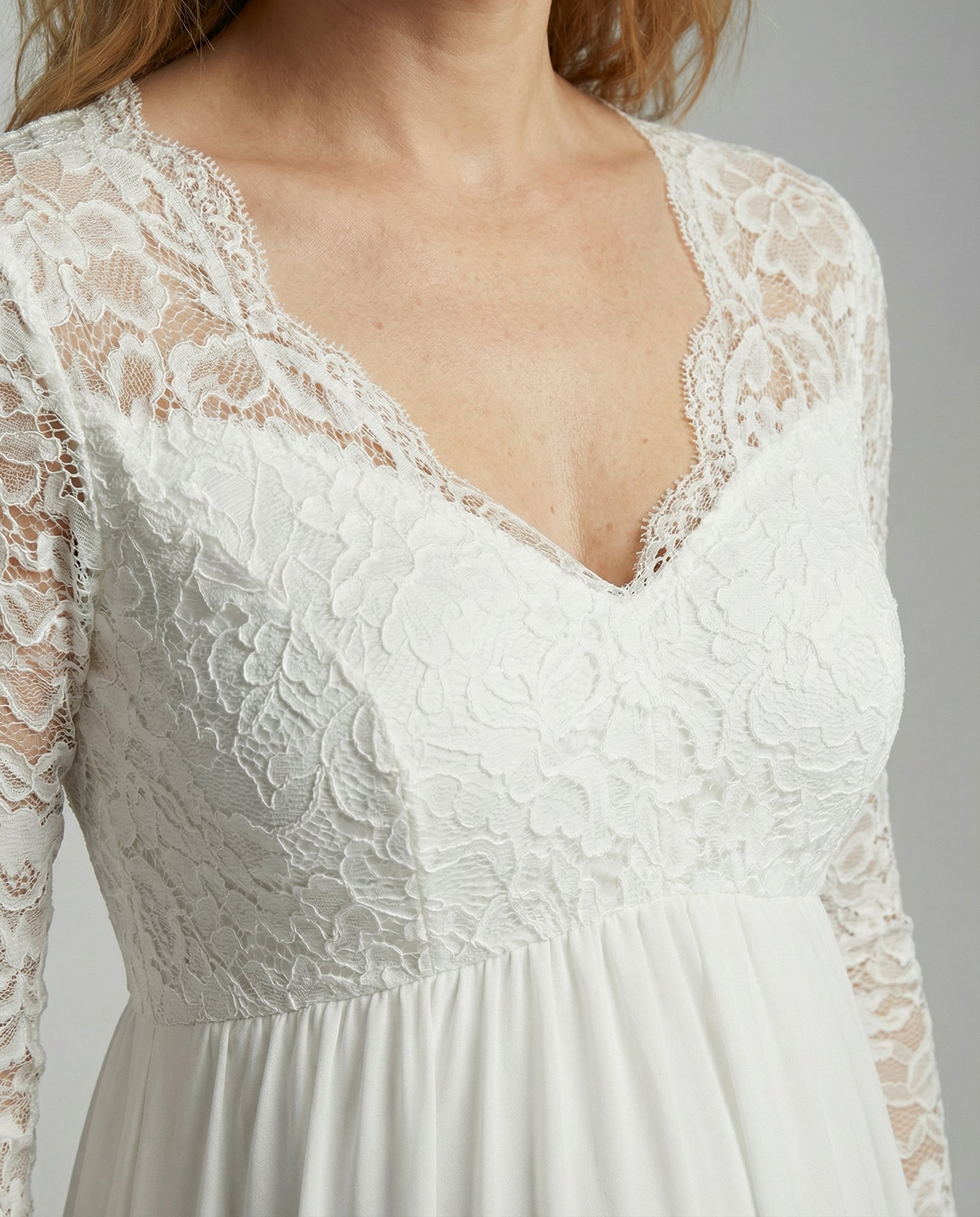 Avarylane | Lace Maxi Dress for Pregnant | A-Line with Elegant Comfort