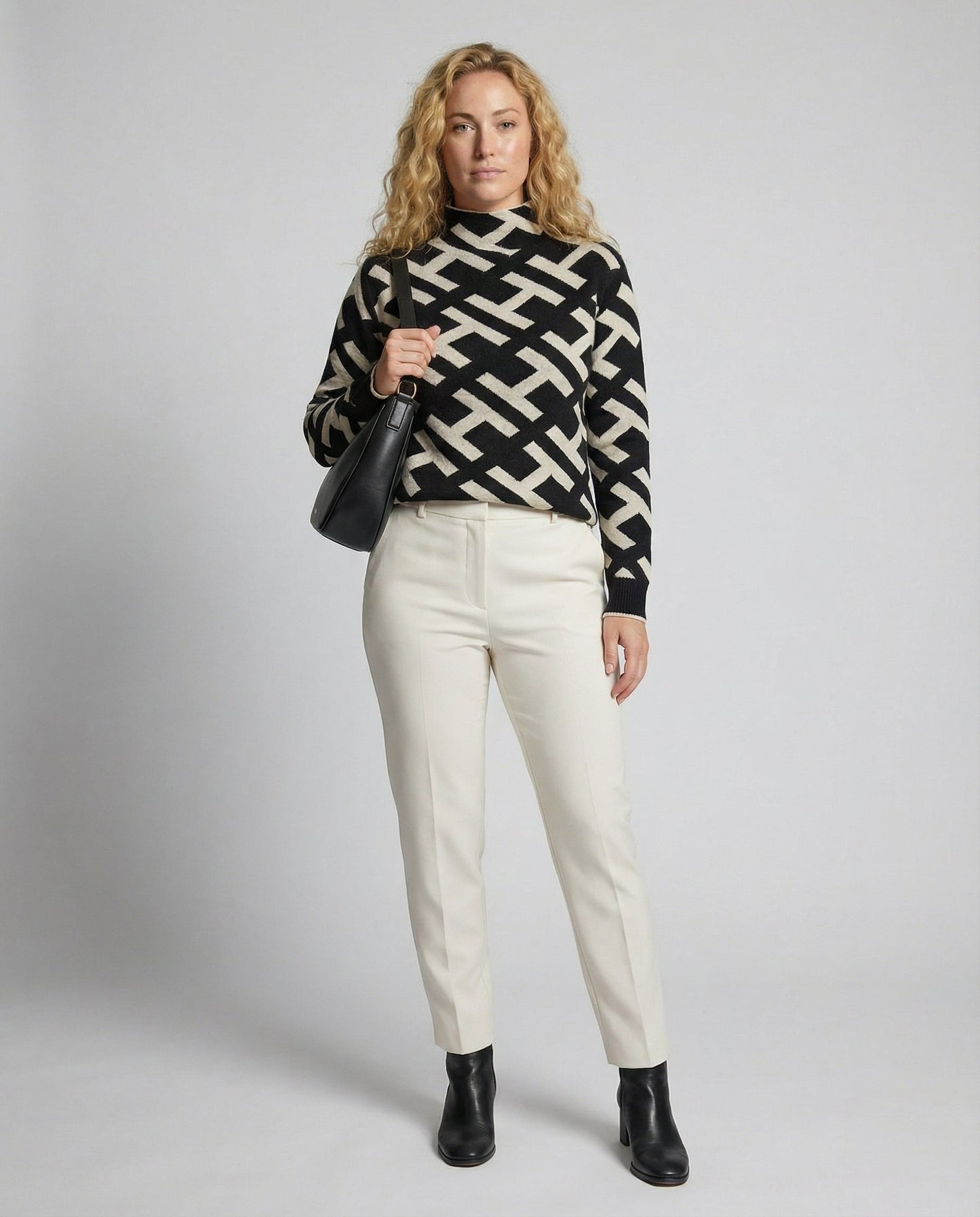 Avarylane | Geometric Sweater for Women | V-neckline and Comfortable Fit