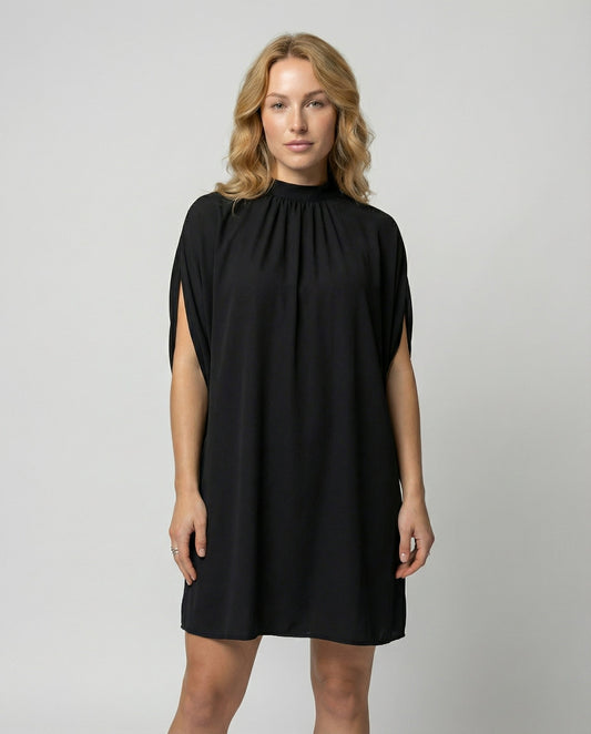 Avarylane | Dress with Bat Sleeves | Loose Fit and Modern Style Black