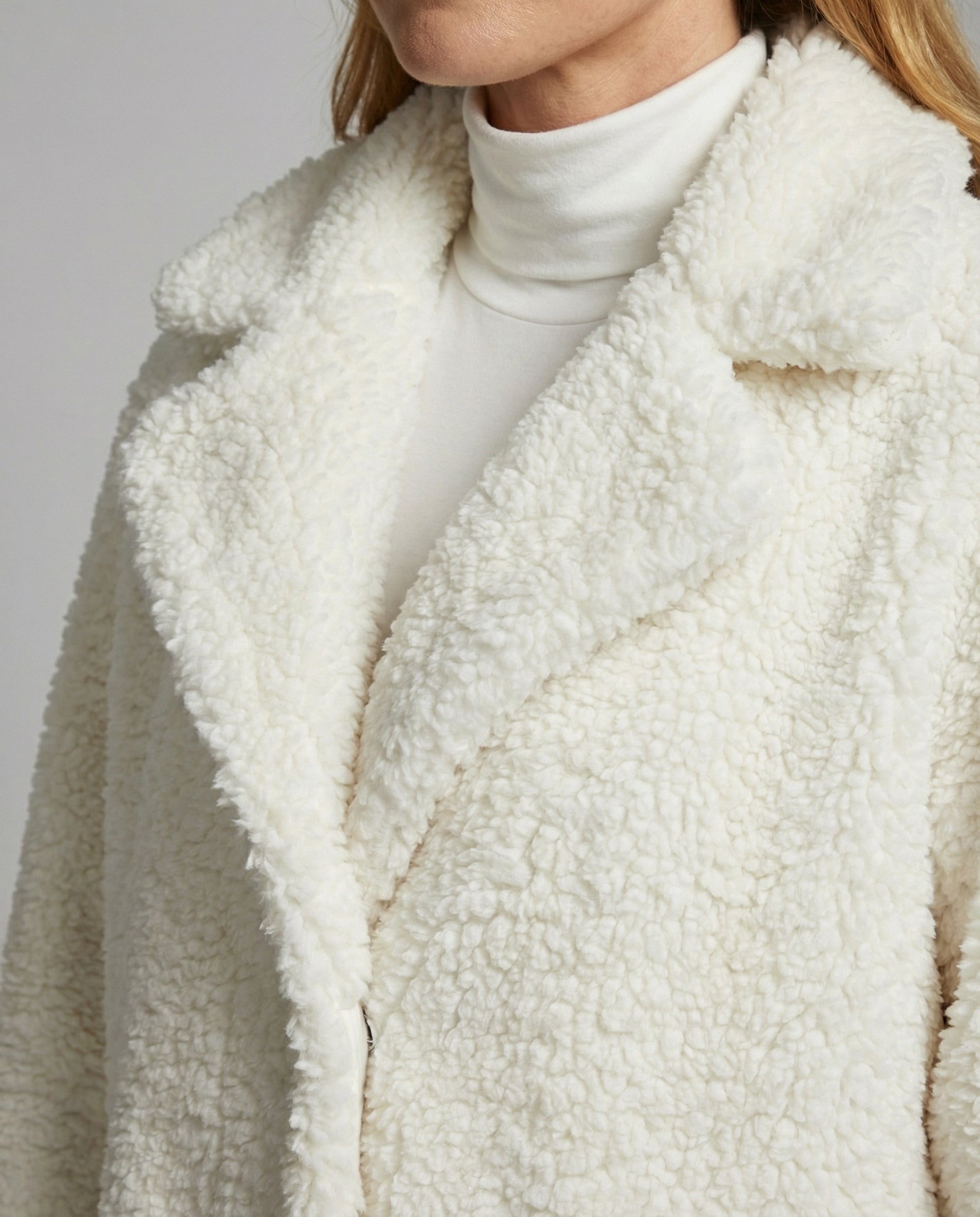 Avarylane | Faux Fur Winter Jacket for Women | Soft Warmth and Elegant Design