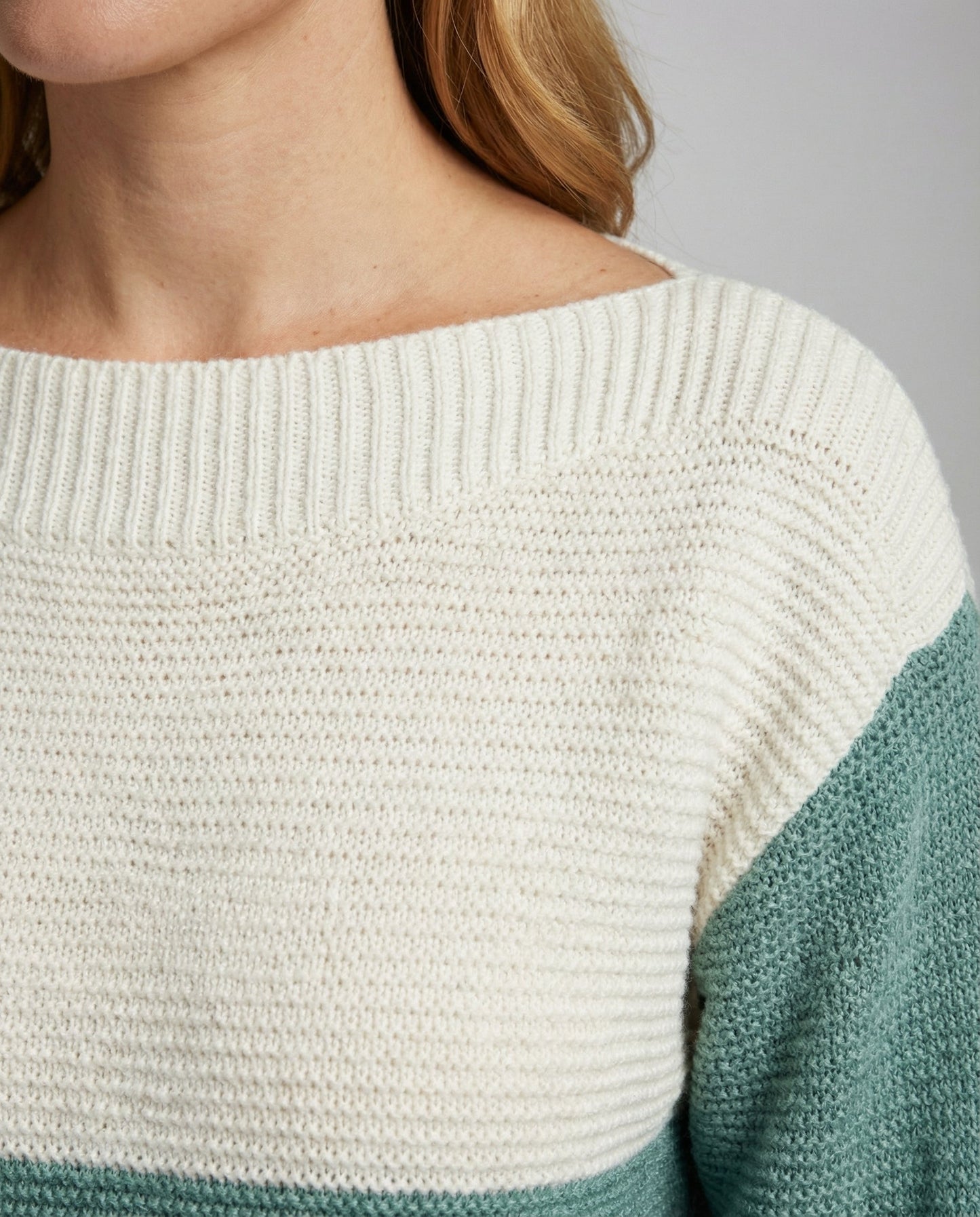 Avarylane | Patchwork Sweater for Women | Modern Three-Color Design and Comfortable Fit